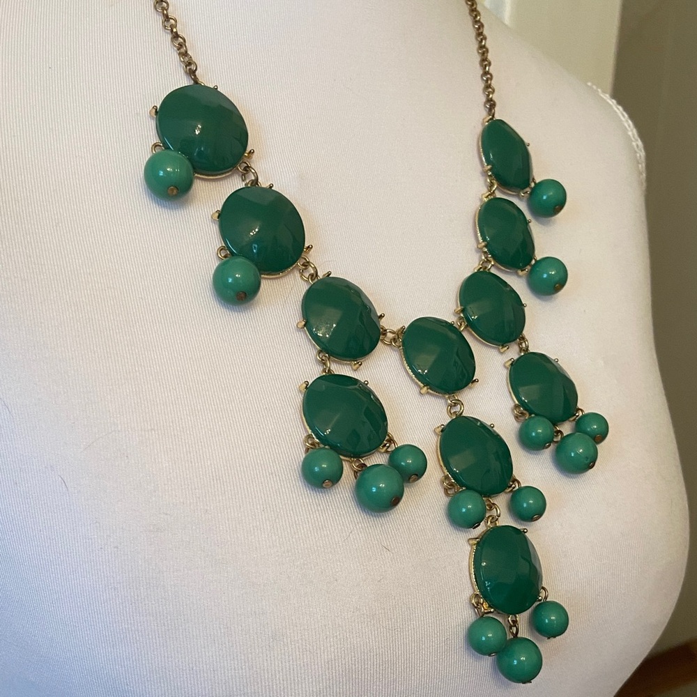 Green Statement Bib Necklace with Gold-Tone Chain - Women Jewelry - Picture 4 of 7